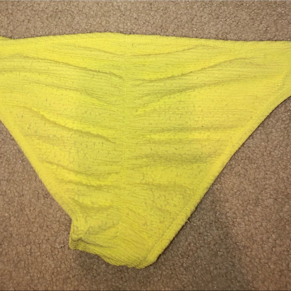 bottoms - Picture 2 of 3
